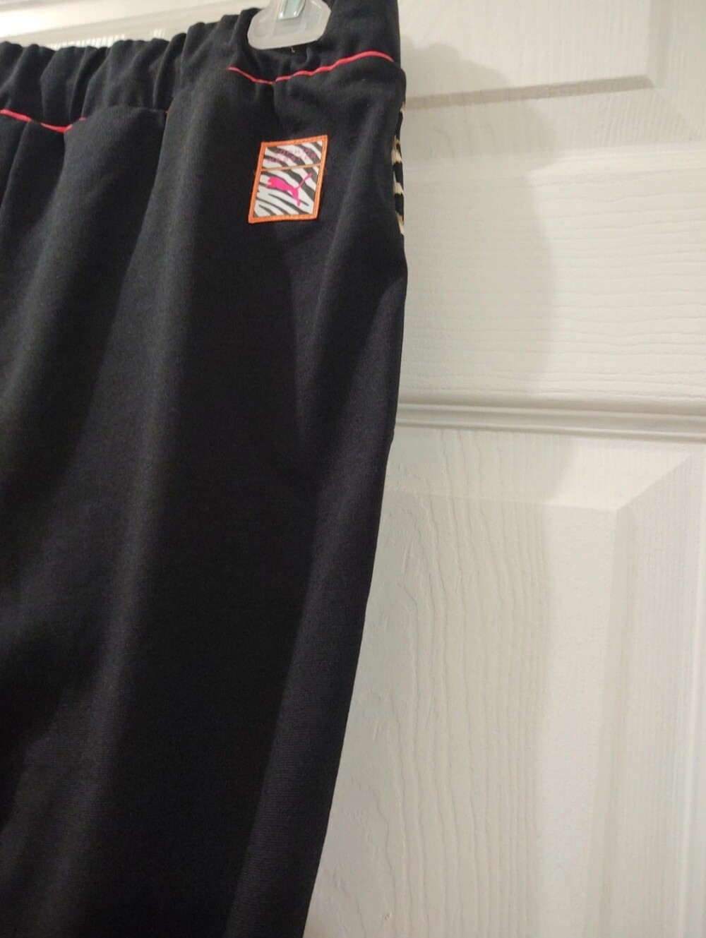 Sophia Webster Black PUMA Sweatshirt/Pant with Leopard Accent and Pink Piping - Picture 12 of 13
